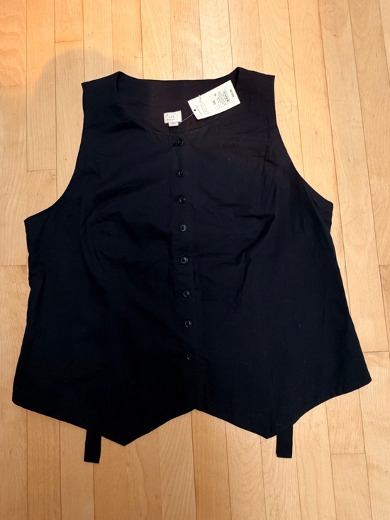 a new day Tops - Black Sleeveless Button Front Top Vest